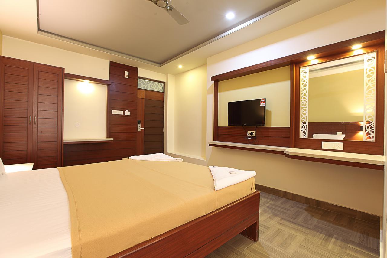 Hotel Venkadaramana Tower - Friendliness & Cleanliness Room Кумбаконам Экстерьер фото