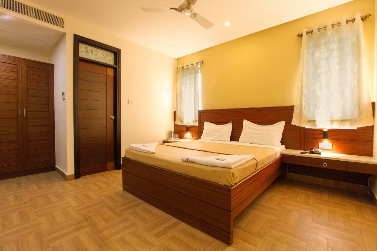 Hotel Venkadaramana Tower - Friendliness & Cleanliness Room Кумбаконам Номер фото