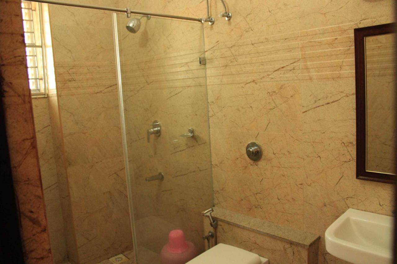 Hotel Venkadaramana Tower - Friendliness & Cleanliness Room Кумбаконам Экстерьер фото